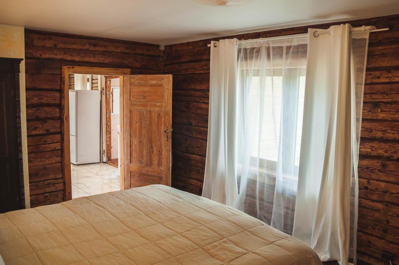 Klaukse Hotel Aabla Buitenkant foto