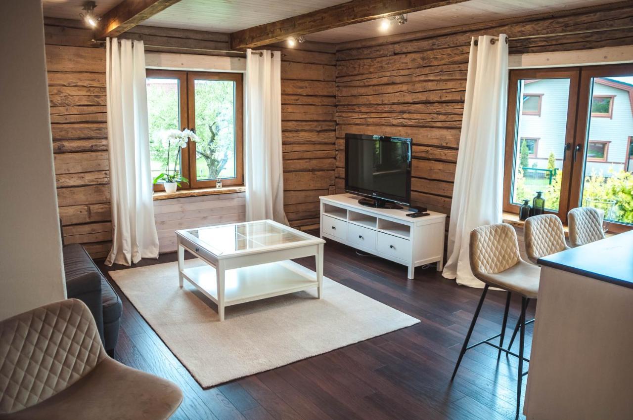 Klaukse Hotel Aabla Buitenkant foto