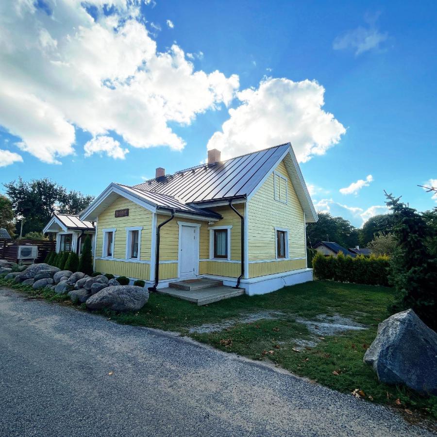 Klaukse Hotel Aabla Buitenkant foto